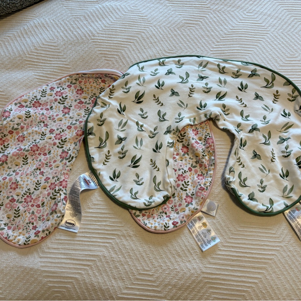 2 Boppy Classic Covers: Leaf and Floral Prints